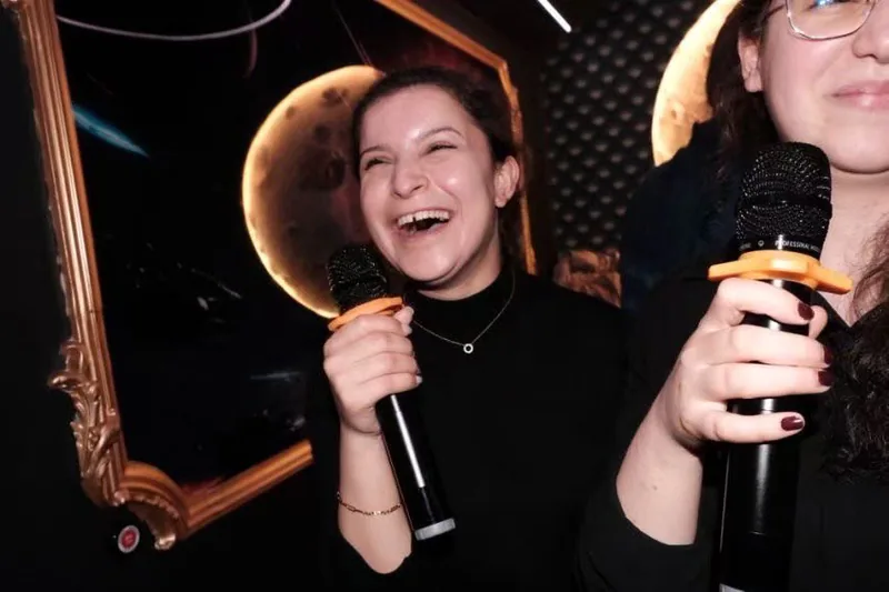 Eldjouher, intervenante CLUB TIDY à Paris