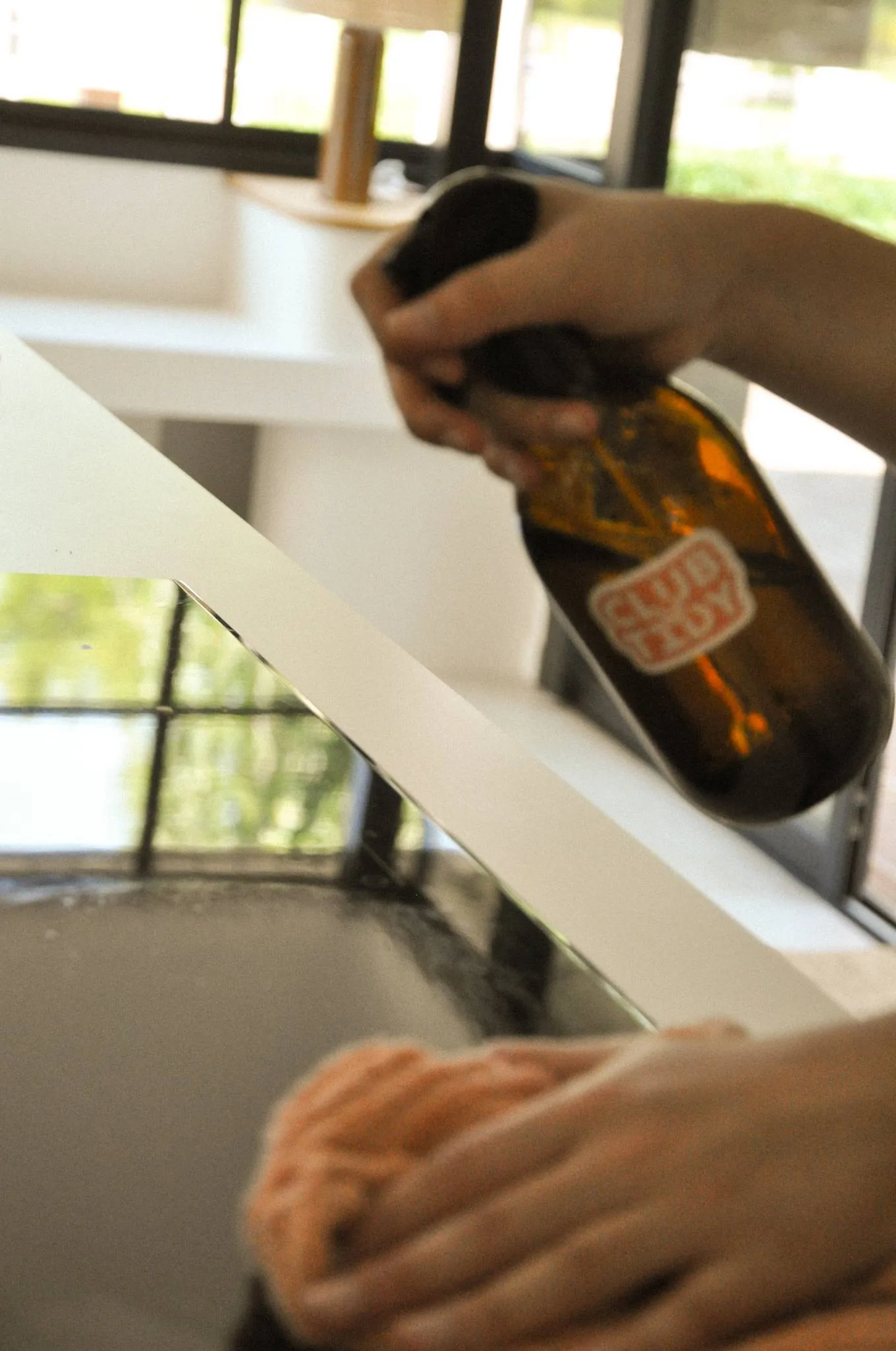 Nettoyer les plaques de cuisson
