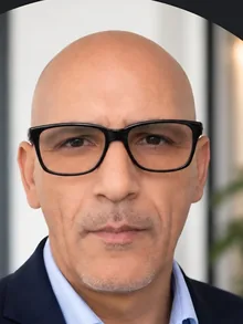 Lotfi, ménage à domicile à Achères