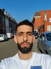 Nabil, ménage à domicile à Leers