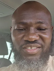 Oladimeji, ménage à domicile à Igny