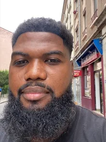 Guy Félicien, ménage à domicile à Lyon