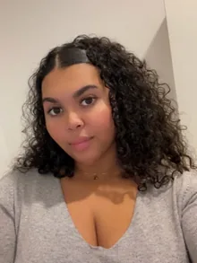 Alyssa, ménage à domicile à Marseille