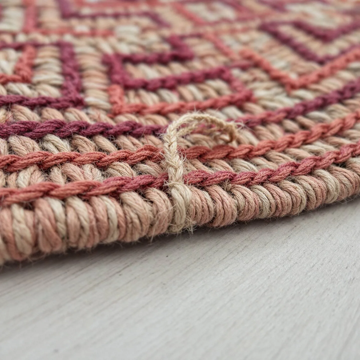 Nettoyer un tapis en jute