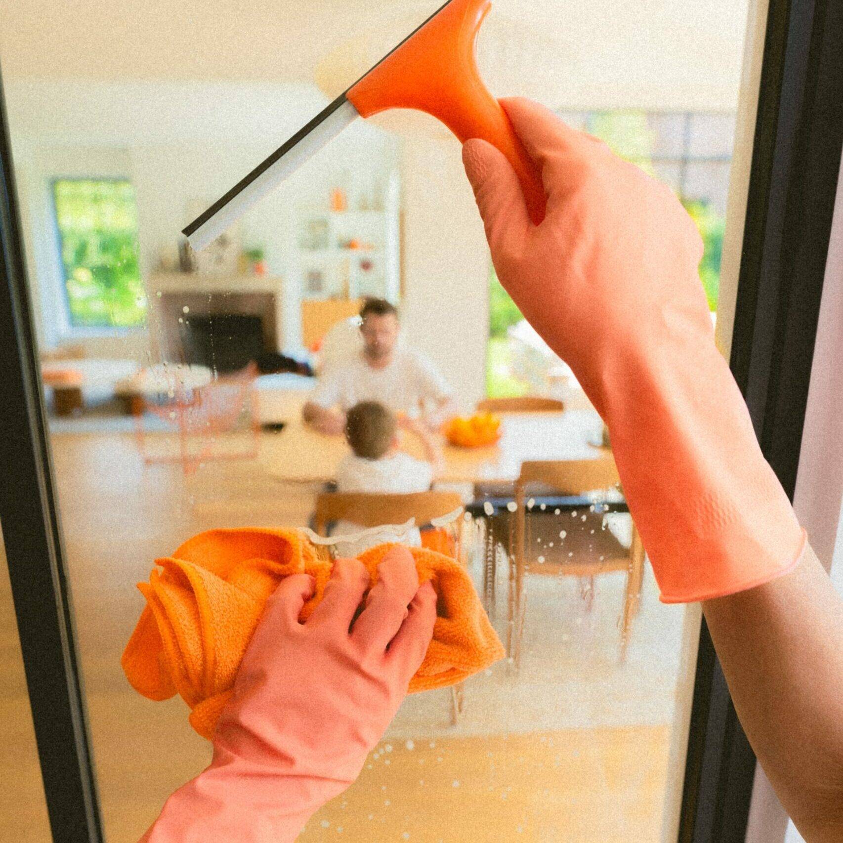 Femme de ménage à domicile Bordeaux Club Tidy