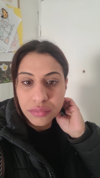 Yamina, ménage à domicile à Marseille
