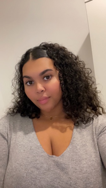 Alyssa, ménage à domicile à Marseille